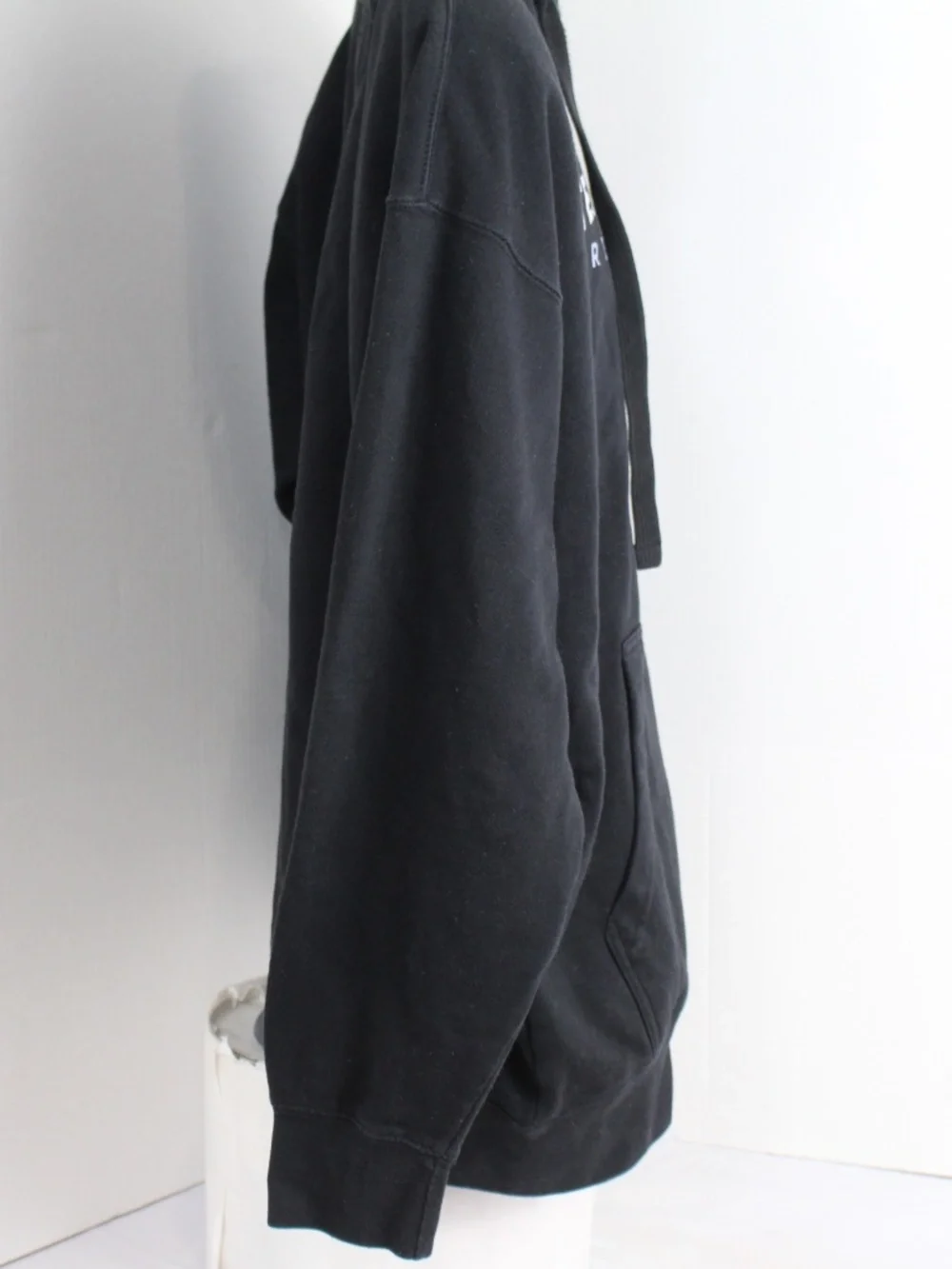 N/A men black